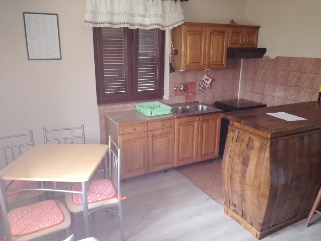 Apartment Nela Funtana Ngoại thất bức ảnh